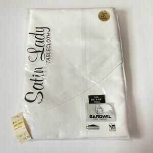 Bardwil Tablecloth White Oval Stain Release Permanent Press 60x84 Vtg Holiday
